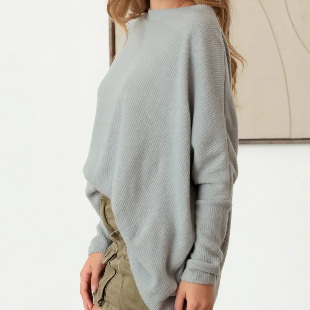 Women's Gray Sweater - Picture 3 of 4